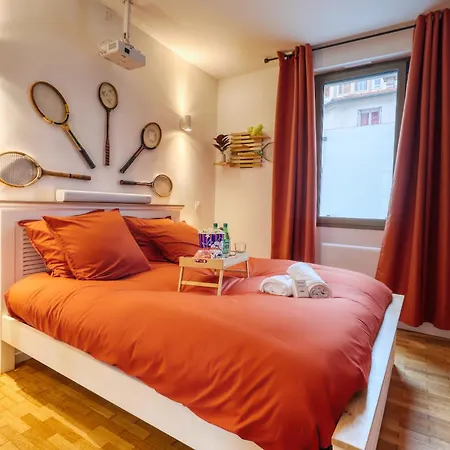 Garcia - Paris - Tennis - 15 Min Tour Eiffel Apartment *